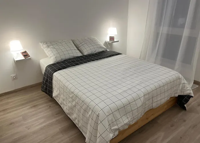 Appartement Cosy A Bron